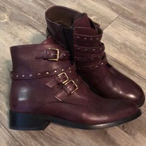 Bella Vita wine leather bootie 6.5
